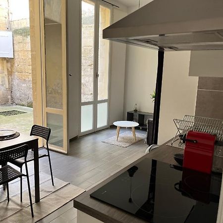 Studio Plein Coeur De Libourne Exterior foto